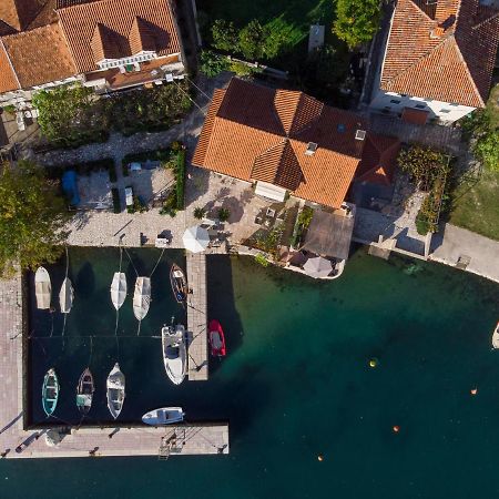 Tanja'S Seafront Orahovac Apartment Kotor Exteriör bild
