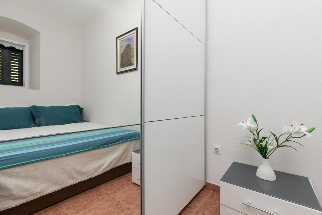 Tanja'S Seafront Orahovac Apartment Kotor Exteriör bild